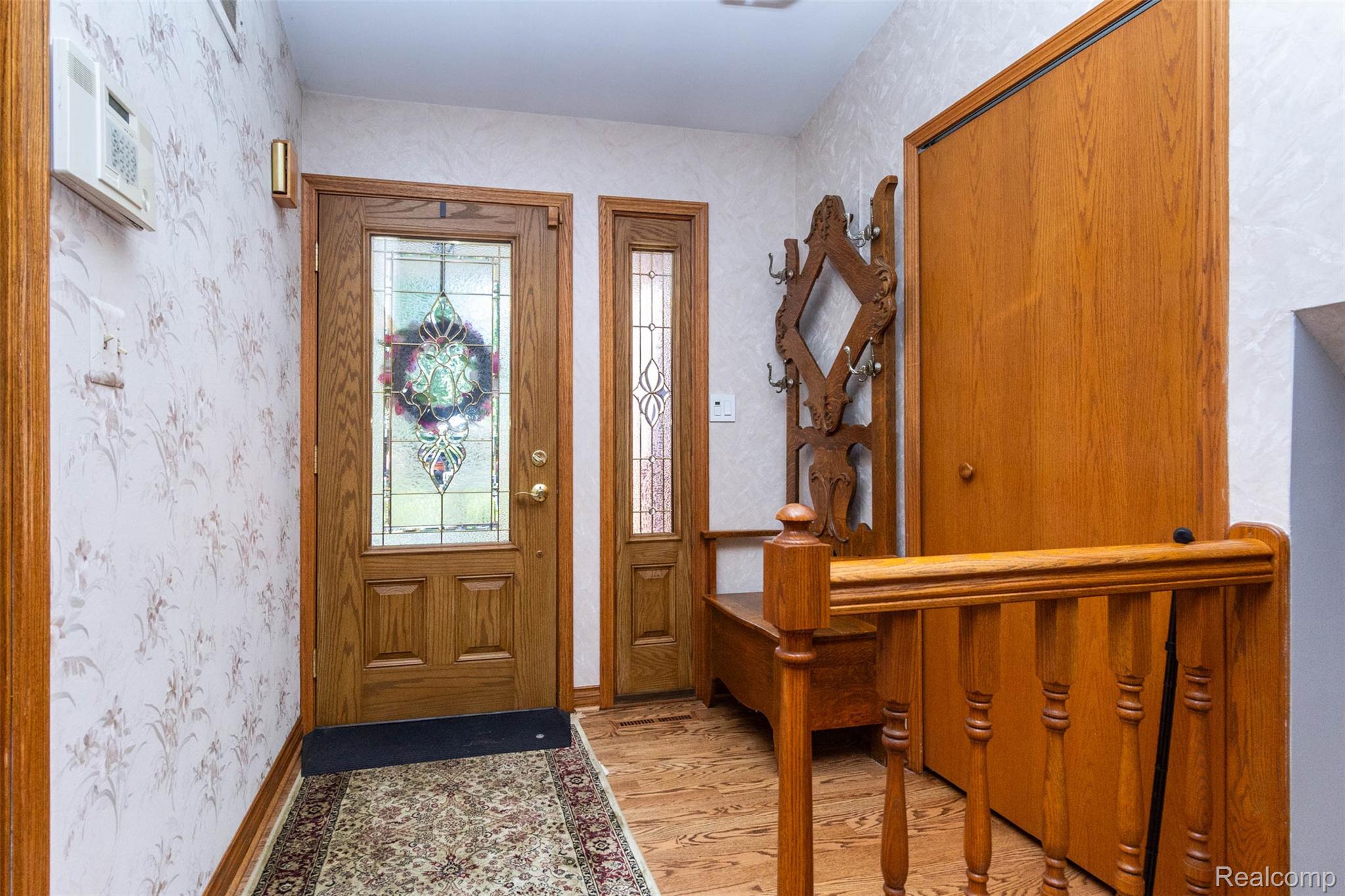 315 Meadowlake Road Canton, MI 48188 - Photo 5 of 43 interior (1).jpg