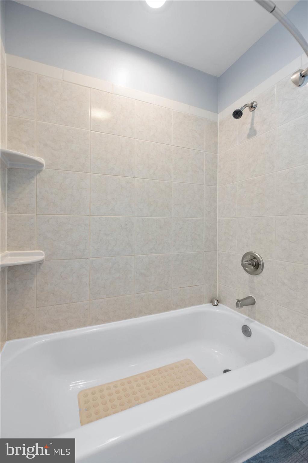 719 Rusty Anchor Road, Unit 7 Ocean City, MD 21842 - Photo 21 of 58