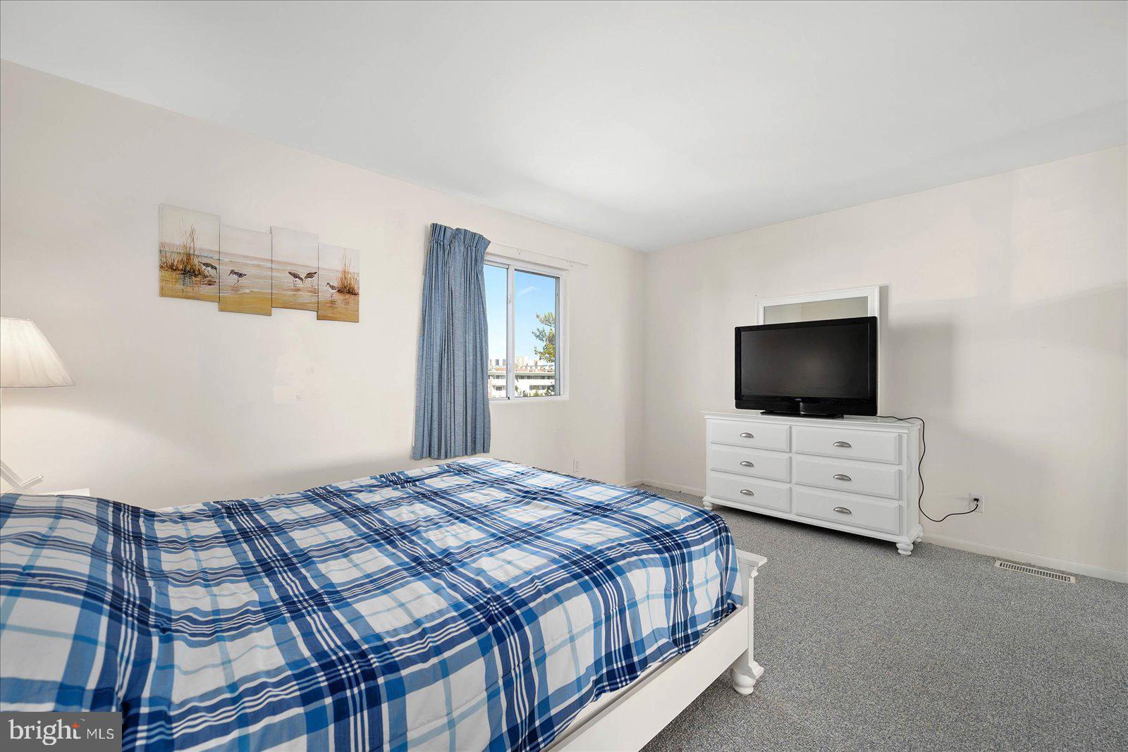 719 Rusty Anchor Road, Unit 7 Ocean City, MD 21842 - Photo 23 of 58