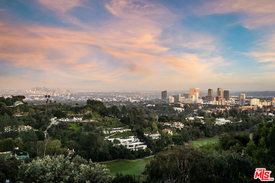 11271 Chalon Road Los Angeles, CA 90049 - Photo 32 of 35 a view of a city