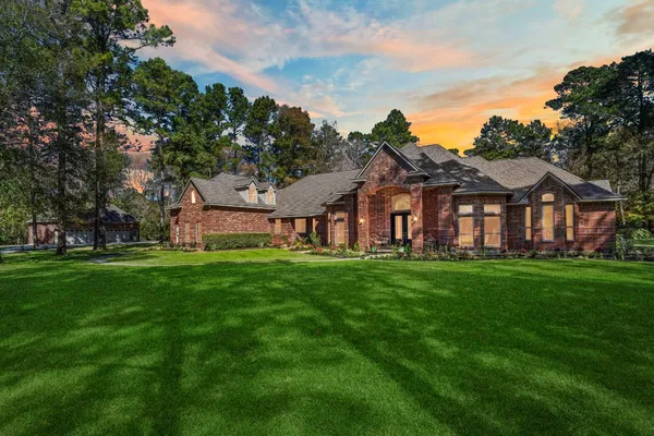 $1,849,500 | 11302 Lake Forest Drive, Conroe, TX 77384