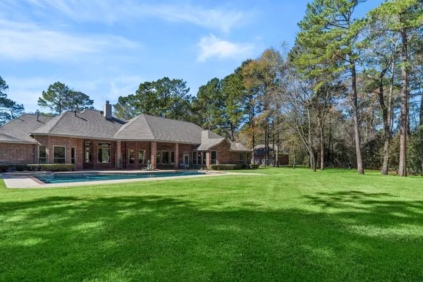 $1,849,500 | 11302 Lake Forest Drive, Conroe, TX 77384
