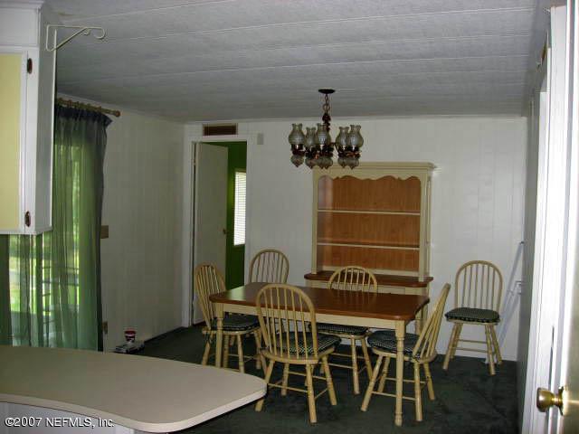 125 Juniper Road Georgetown, FL 32139 - Photo 4 of 6 Dining