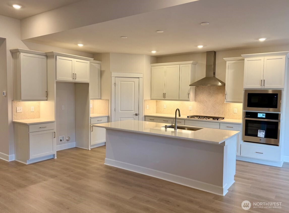 2539 Acer Loop Southeast Lacey, WA 98513 - Photo 2 of 26 Gallery Image 2