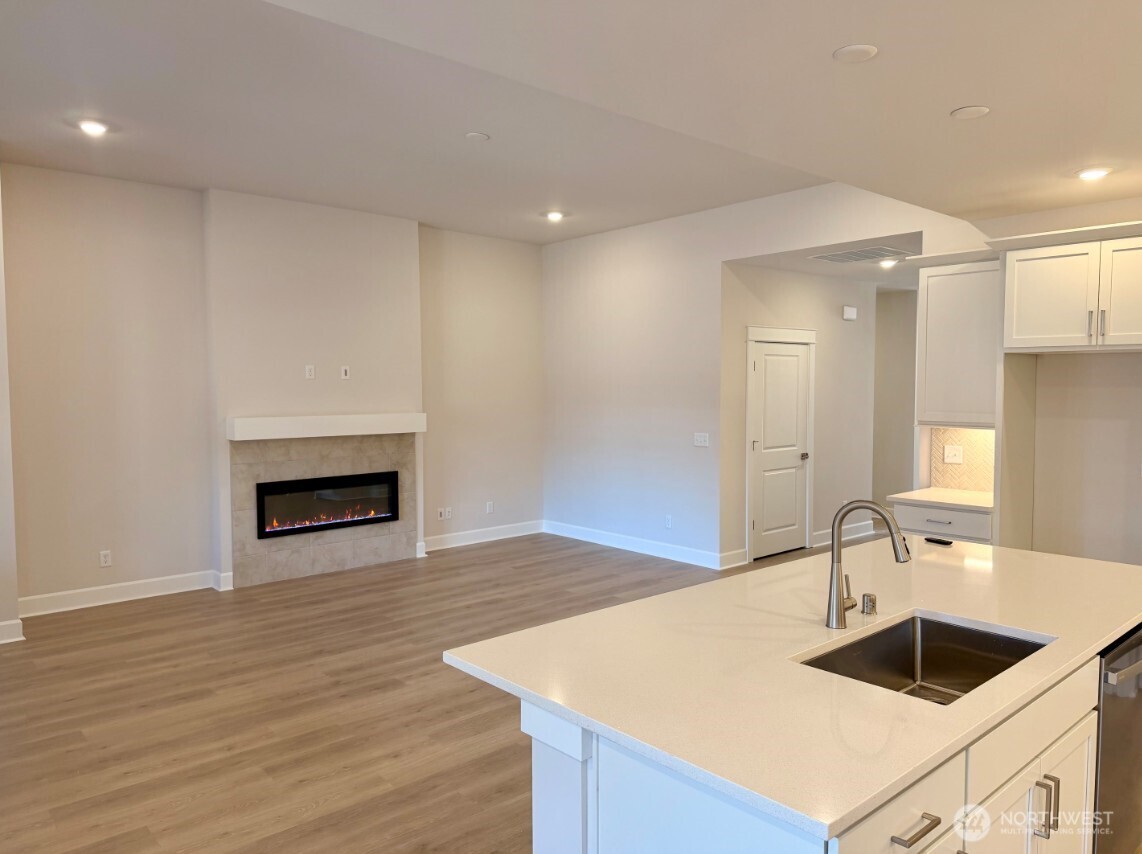 2539 Acer Loop Southeast Lacey, WA 98513 - Photo 3 of 26 Gallery Image 3
