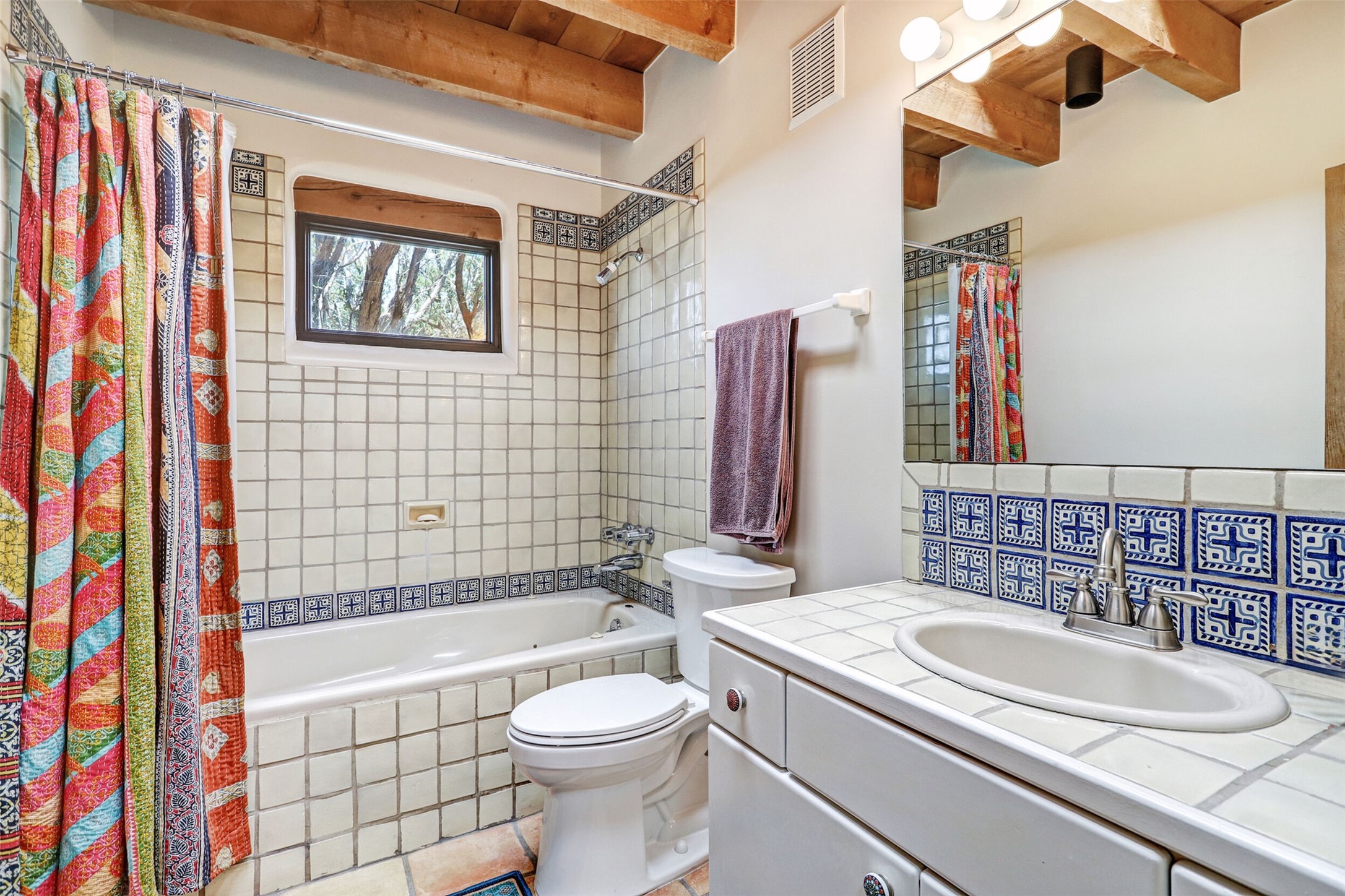 13 Herrada Court Santa Fe, NM 87508 - Photo 14 of 18 guest bath