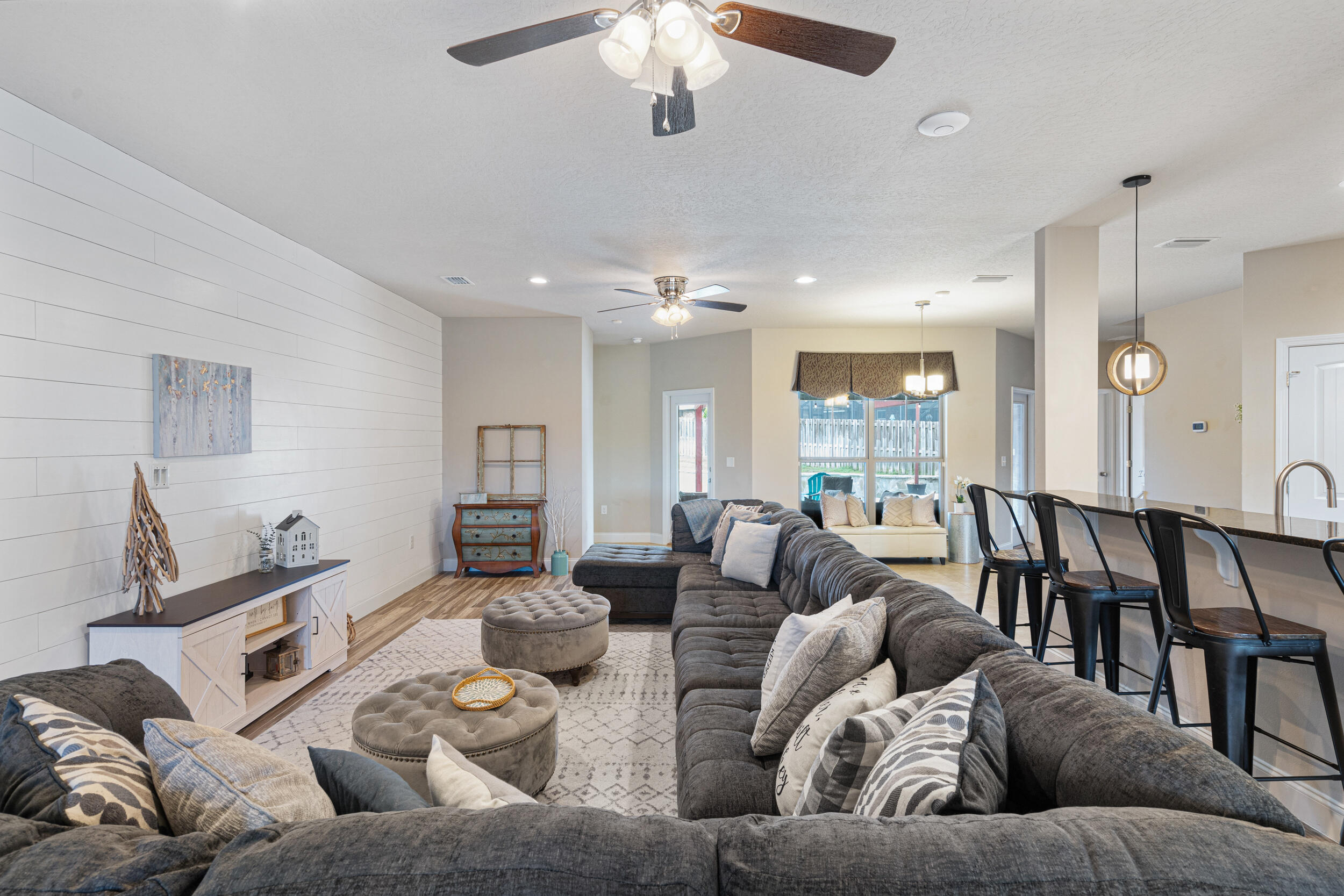4646 Chanan Drive Crestview, FL 32539 - Photo 13 of 56 Living Room