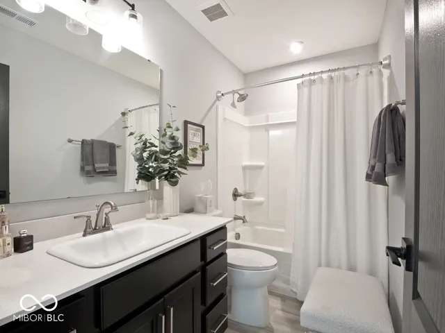 $559,900 | 6475 Teakwood Way, McCordsville, IN 46055