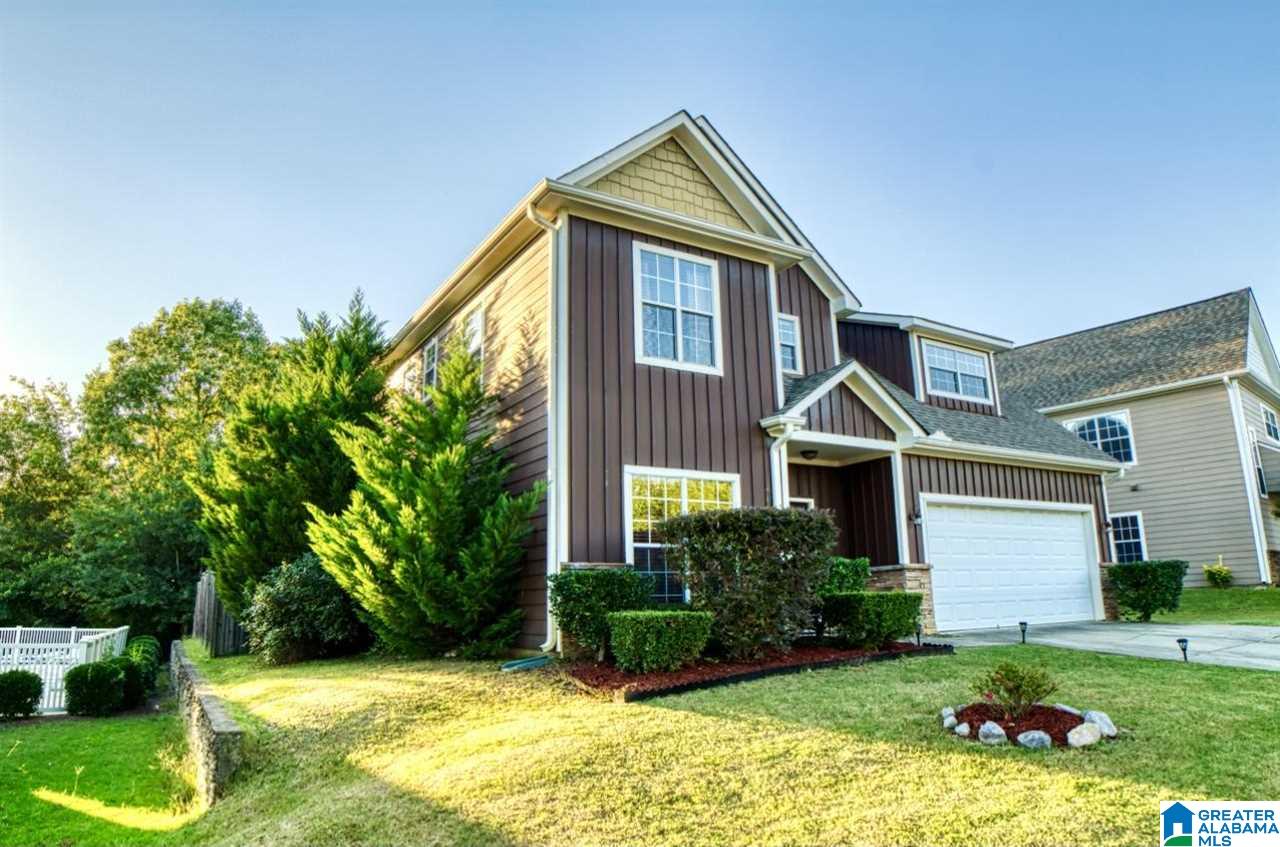 302 Nottingham Drive Calera, AL 35040 - Photo 3 of 29