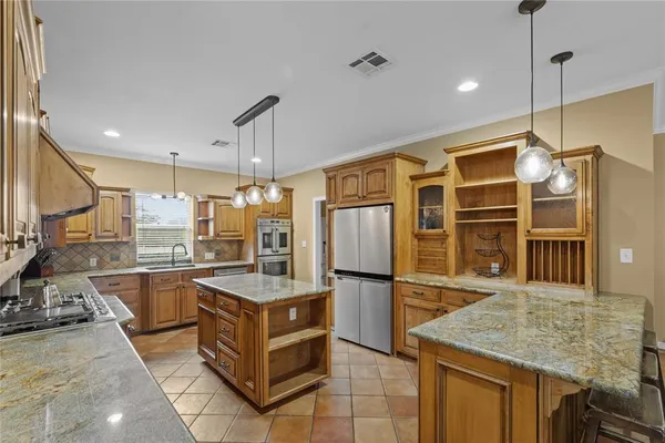 $770,385 | 505 Northwest County Road 0011, Corsicana, TX 75110