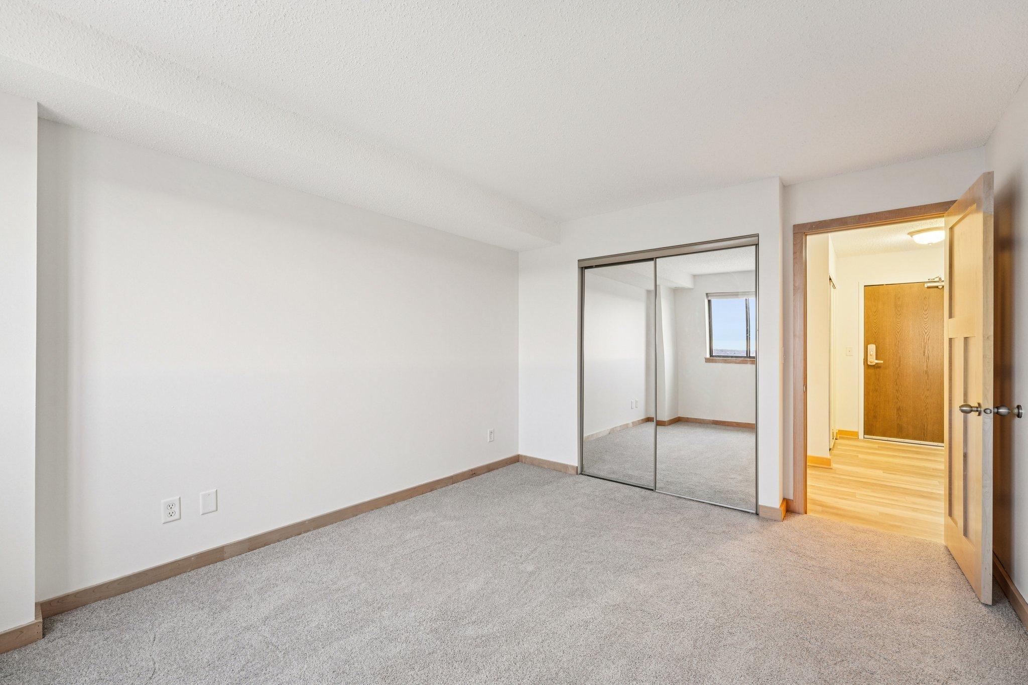 78 10th Street East, Unit 2409 St. Paul, MN 55101 - Photo 23 of 26