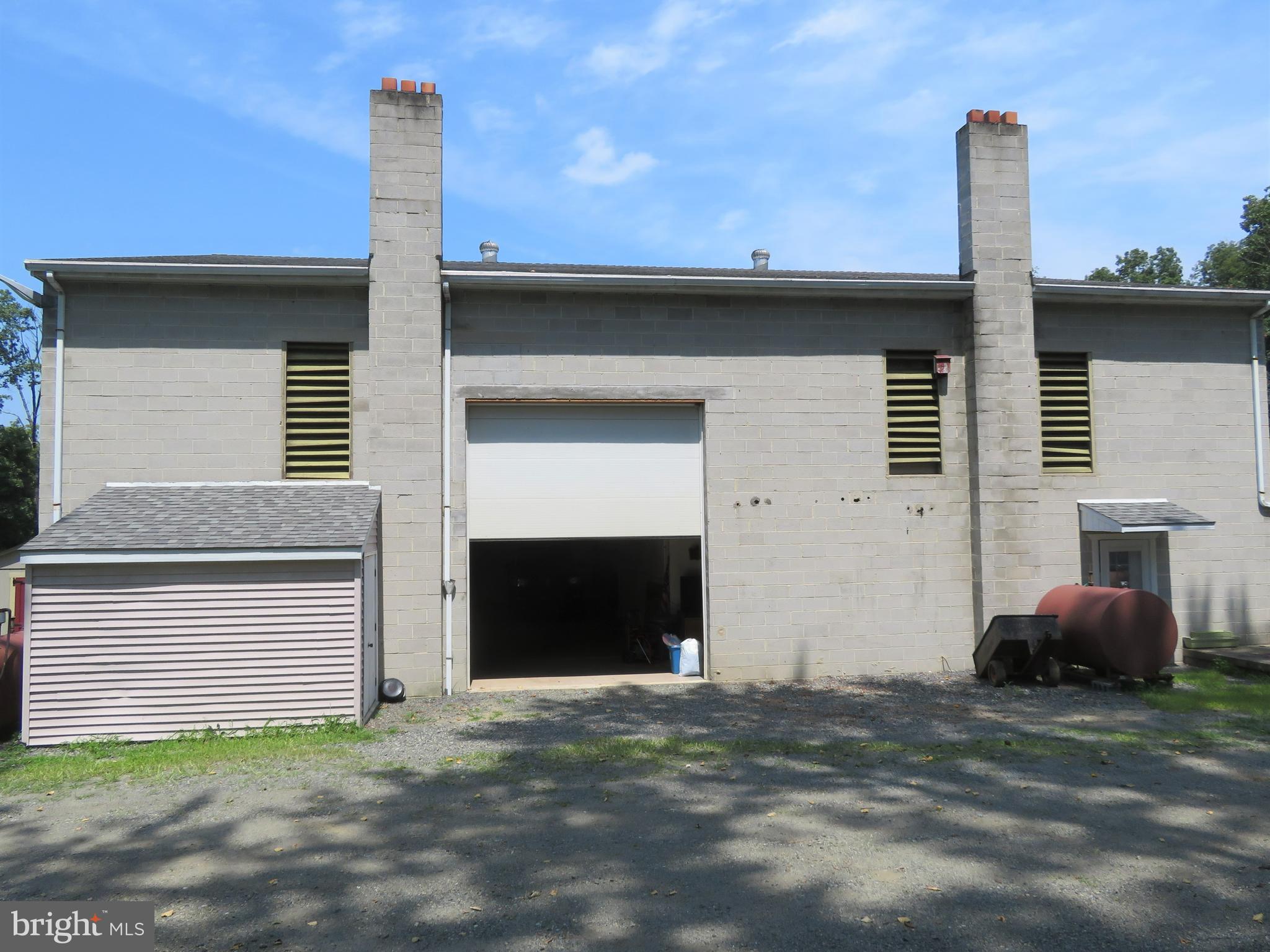 90 Landis Store Road Boyertown, PA 19512 - Photo 33 of 39 Garage