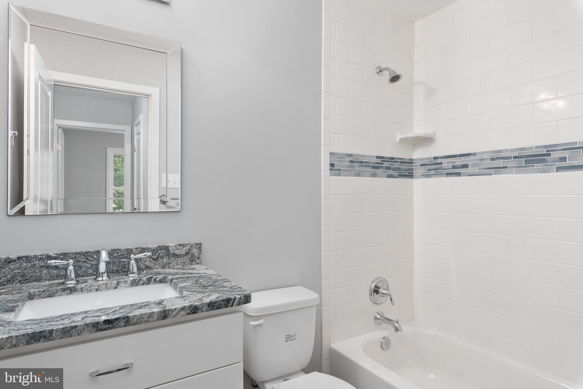 444 Royal Beach Road Pasadena, MD 21122 - Photo 19 of 52 Full Bath Main Level