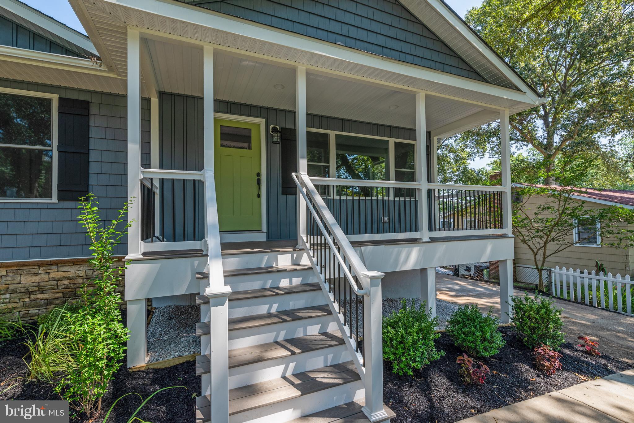444 Royal Beach Road Pasadena, MD 21122 - Photo 3 of 52 Front Porch - Trex and Vinyl Railings