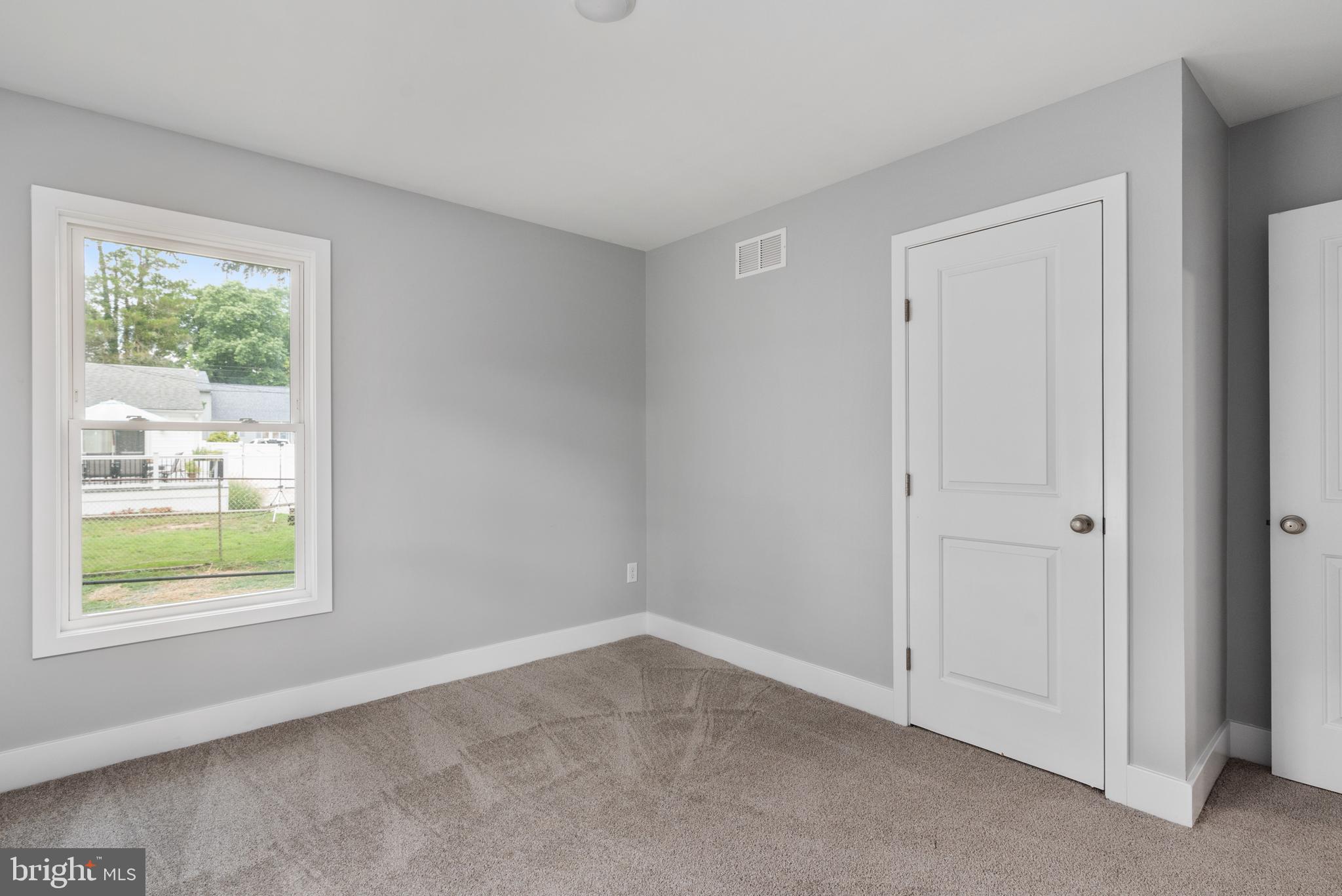 444 Royal Beach Road Pasadena, MD 21122 - Photo 25 of 52
