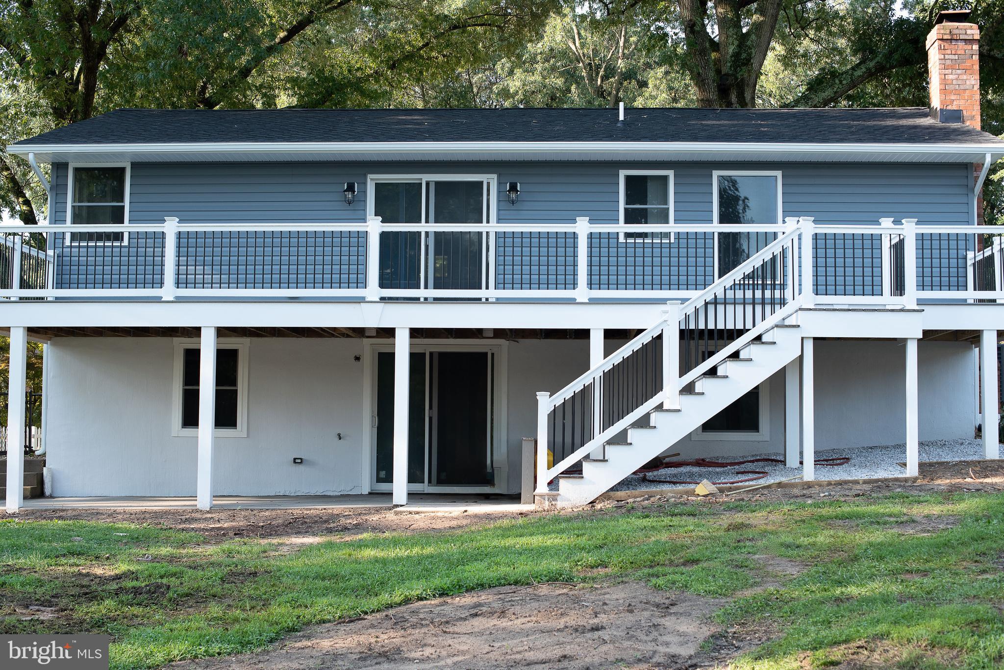 444 Royal Beach Road Pasadena, MD 21122 - Photo 7 of 52 Stunning Deck w/Vinyl Railings Basement Walkout