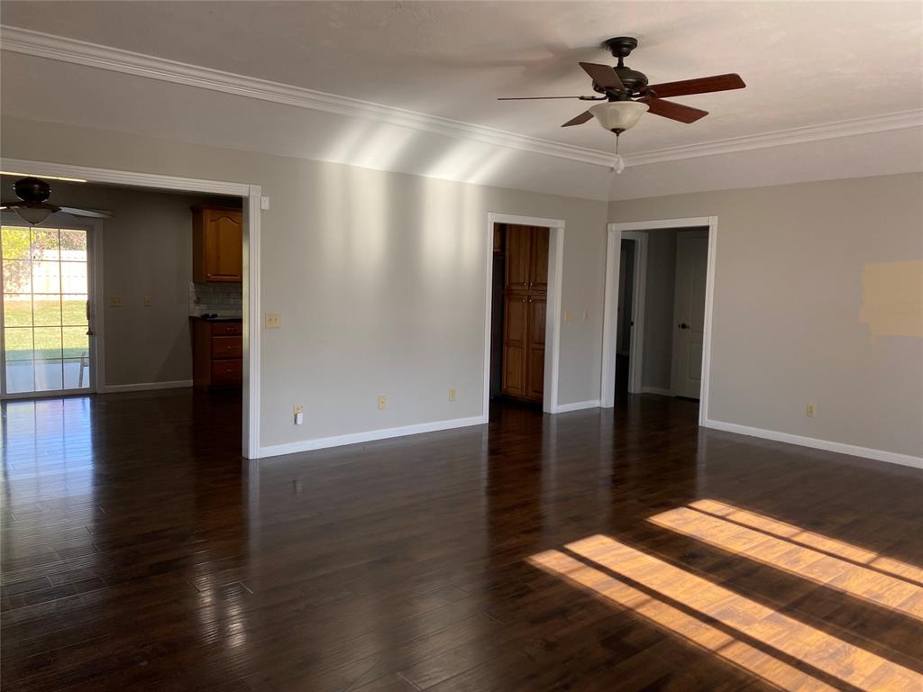 880 West Barouche Pendleton, IN 46064 - Photo 13 of 30 Gallery Image 13
