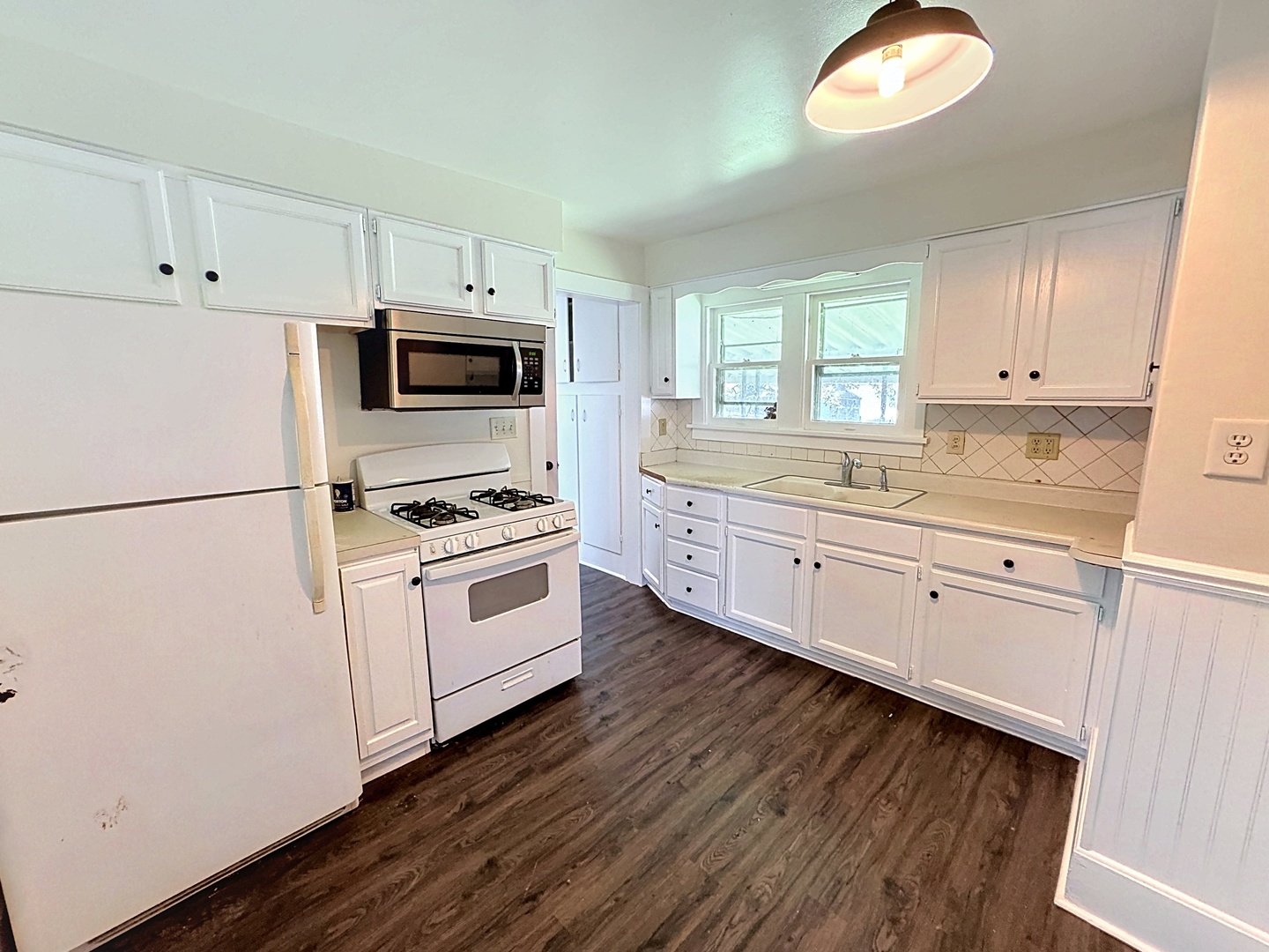 1843 24th Avenue Moline, IL 61265 - Photo 6 of 20