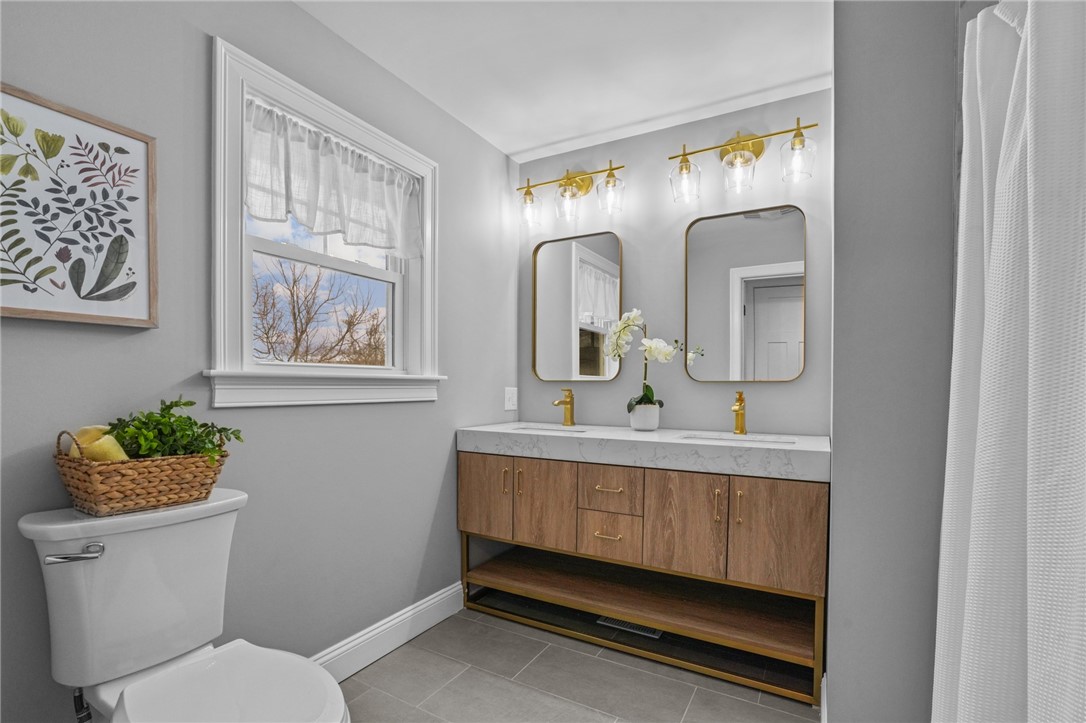 140 Redwood Road Portsmouth, RI 02871 - Photo 20 of 41
