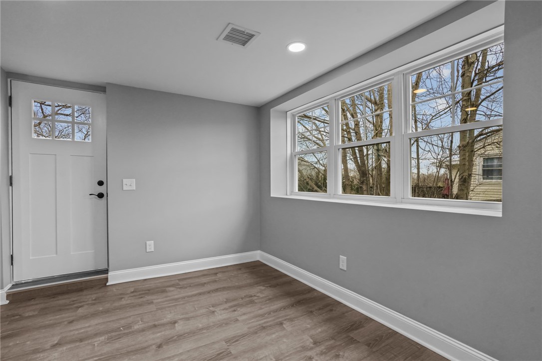 140 Redwood Road Portsmouth, RI 02871 - Photo 30 of 41