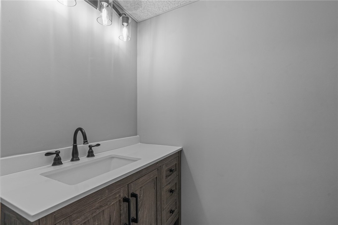 140 Redwood Road Portsmouth, RI 02871 - Photo 35 of 41