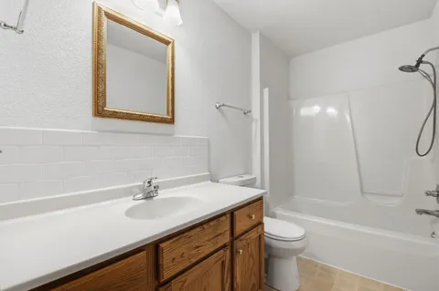 $475,000 | 3130 West Rockport Park Drive, Janesville, WI 53548