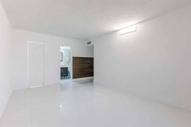 $168,000 | 2401 Northwest 41st Avenue, Unit 101, Lauderhill, FL 33313