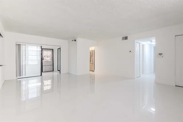 $168,000 | 2401 Northwest 41st Avenue, Unit 101, Lauderhill, FL 33313