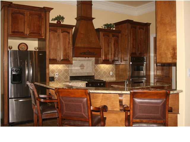Exquisite kitchen!