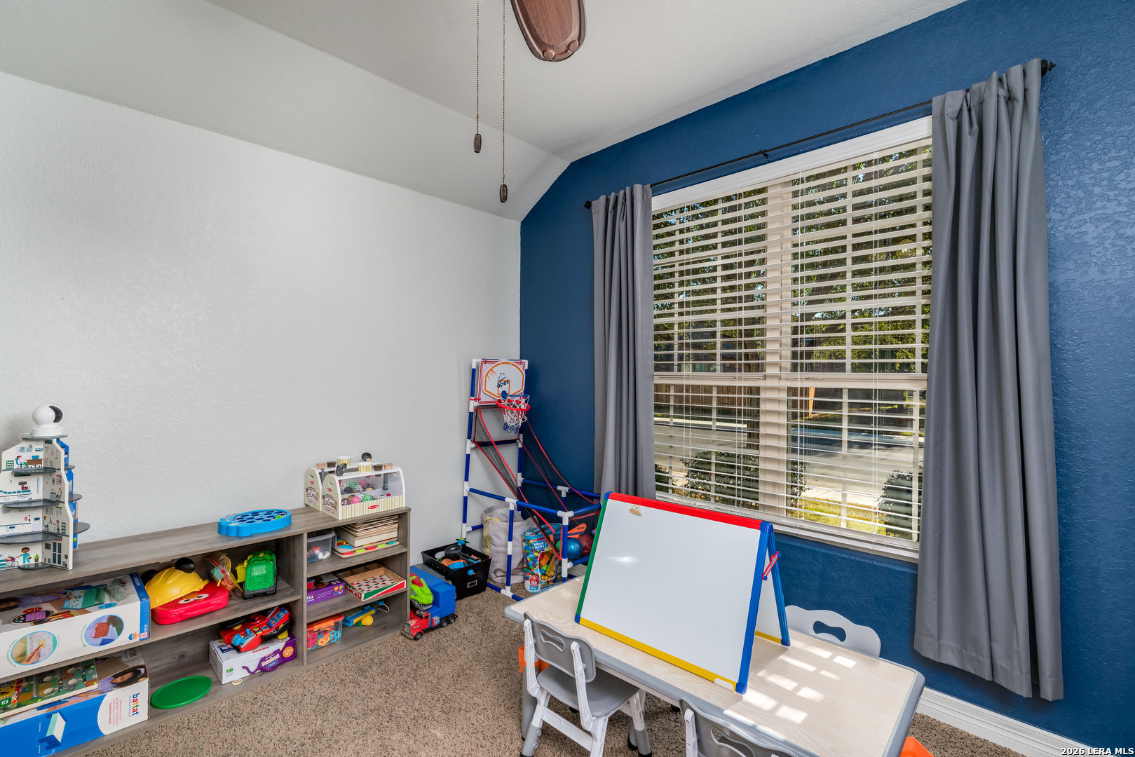 11331 Massive Mount Helotes, TX 78023 - Photo 21 of 31