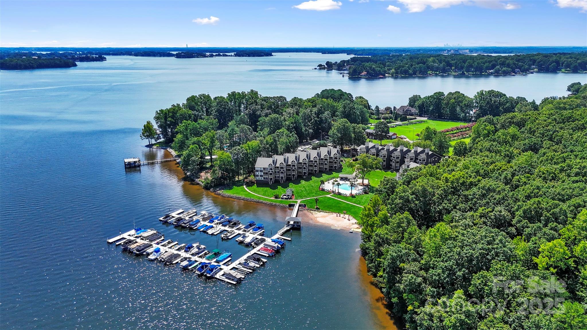 2121 Regatta Lane, Unit 209 Denver, NC 28037 - Photo 3 of 40