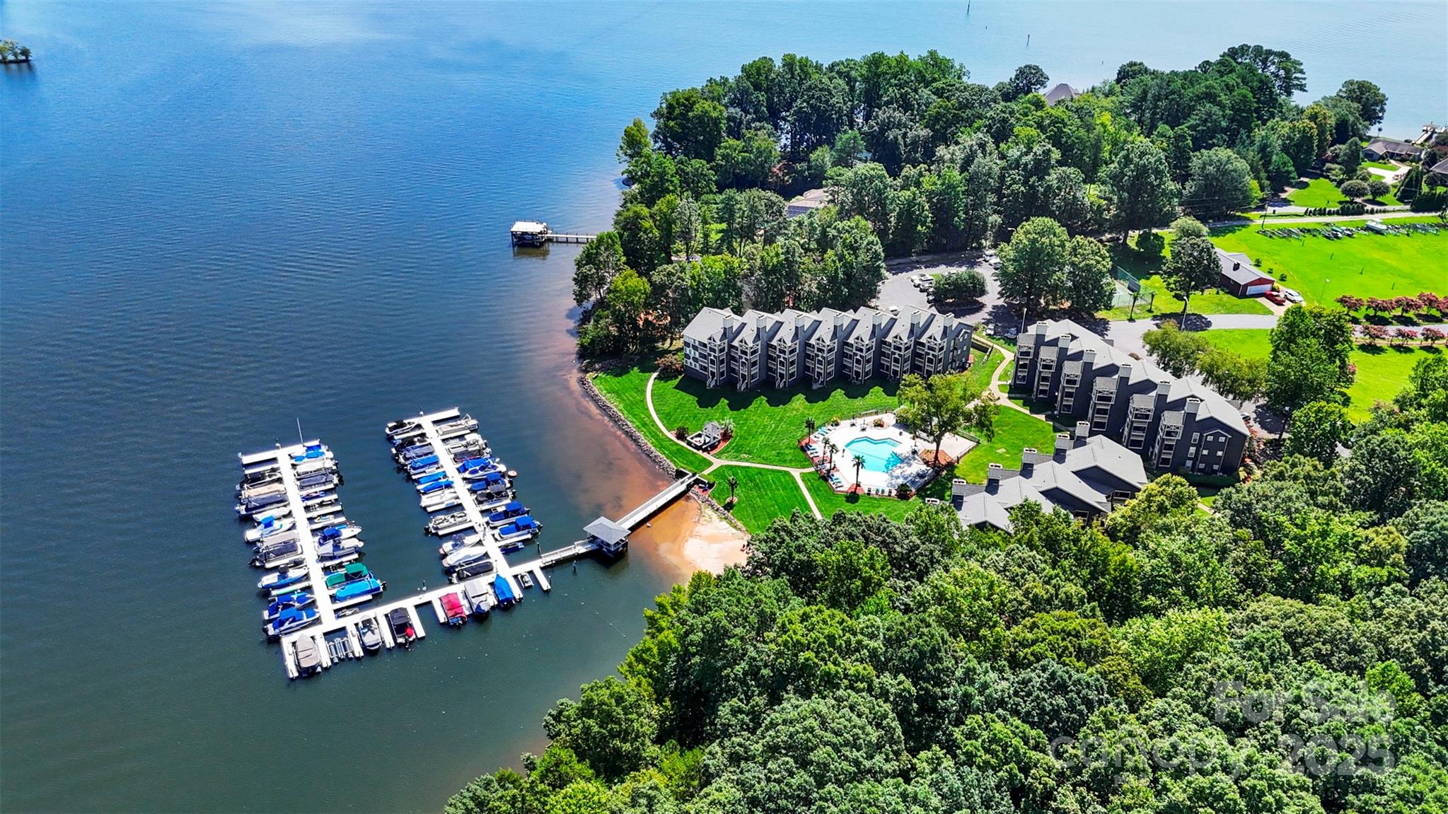 2121 Regatta Lane, Unit 209 Denver, NC 28037 - Photo 34 of 40