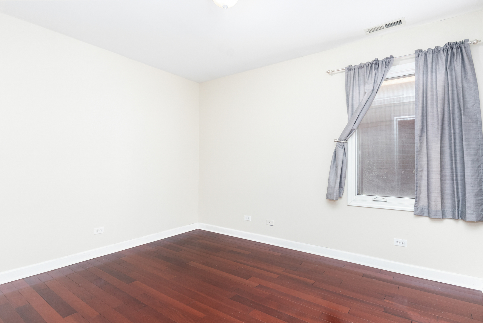 3447 Ridgeland Avenue, Unit 203 Berwyn, IL 60402 - Photo 14 of 17