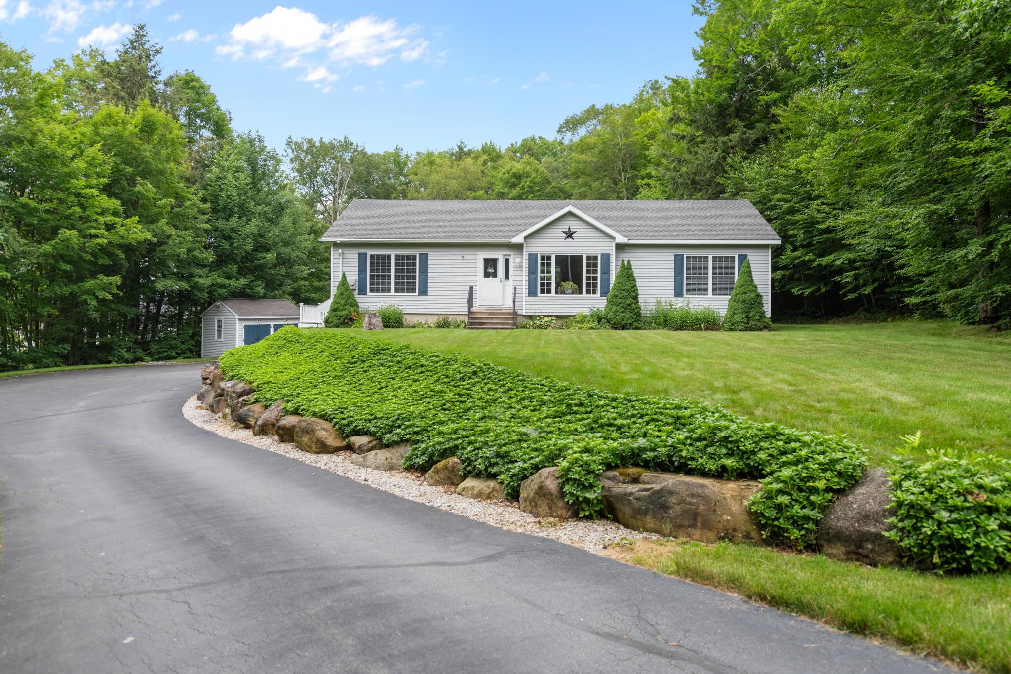 183 Clough Hill Road Loudon, NH 03307 - Photo 1 of 48 Gallery Image 1
