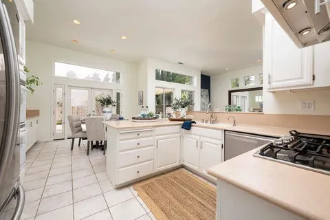 $2,788,872 | 816 Corriente Point Drive, Redwood Shores, CA 94065