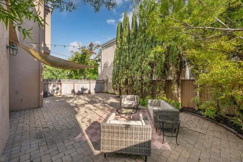 $2,788,872 | 816 Corriente Point Drive, Redwood Shores, CA 94065