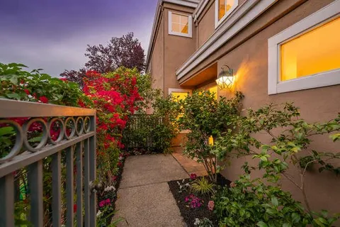 $2,788,872 | 816 Corriente Point Drive, Redwood Shores, CA 94065