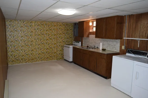 an empty room
