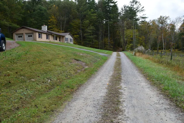 $347,000 | 171 Pine Creek Way Southeast, Floyd, VA 24091