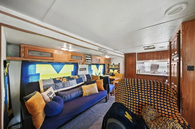 $165,000 | 7433 Milan-Oakville Road, Milan, MI 48160