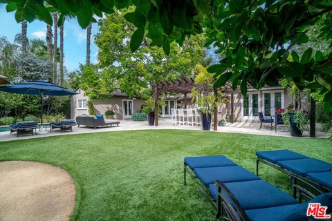 $2,599,000 | 5013 Bellaire Avenue, Valley Village, CA 91607