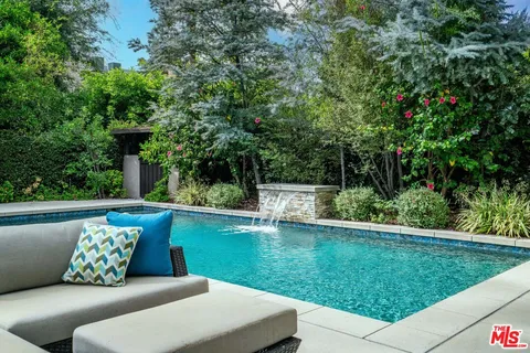 $2,599,000 | 5013 Bellaire Avenue, Valley Village, CA 91607