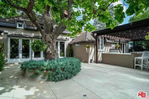 $2,599,000 | 5013 Bellaire Avenue, Valley Village, CA 91607