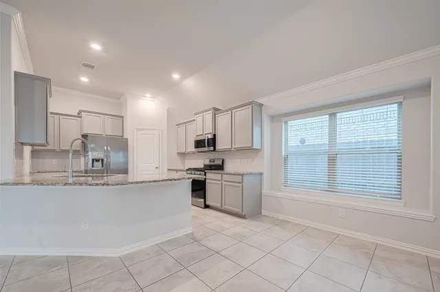 $2,500 | 918 Vidalia Onion Drive, Richmond, TX 77406