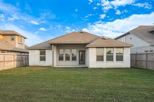 $2,500 | 918 Vidalia Onion Drive, Richmond, TX 77406