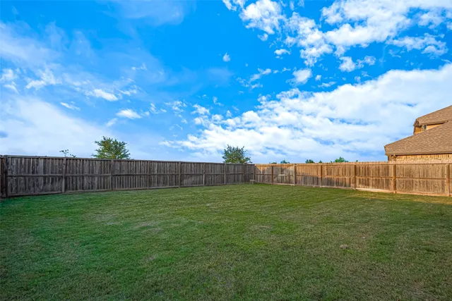 $2,500 | 918 Vidalia Onion Drive, Richmond, TX 77406