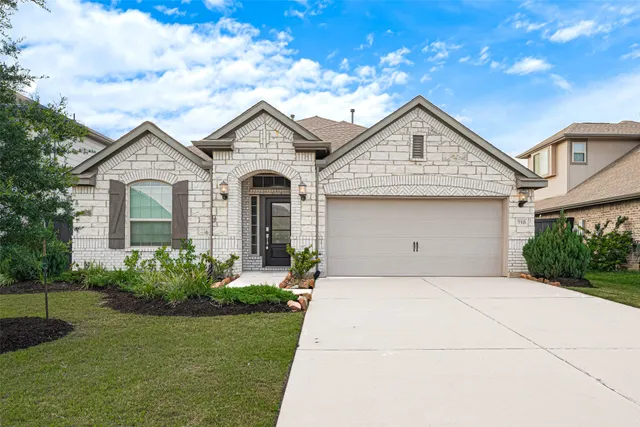 $2,500 | 918 Vidalia Onion Drive, Richmond, TX 77406