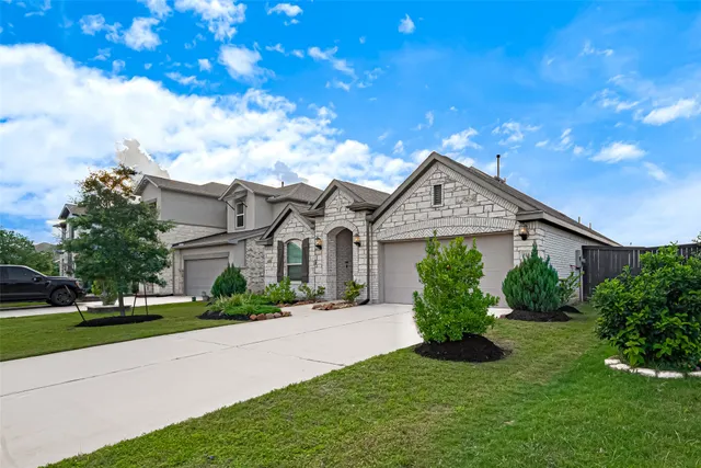 $2,500 | 918 Vidalia Onion Drive, Richmond, TX 77406