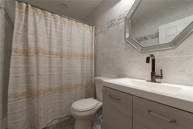 $850,000 | 64 Juniper Trail, Narragansett, RI 02882