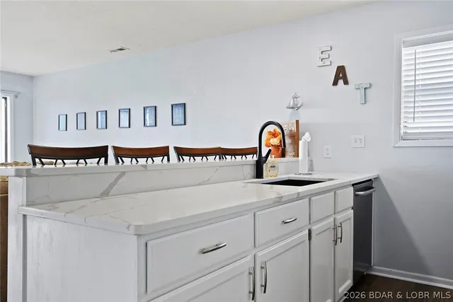 $254,900 | 2500 Bay Point Lane, Unit 724, Osage Beach, MO 65065